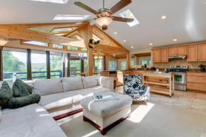 Smoky Mountain Getaway with Private Hot Tub!
